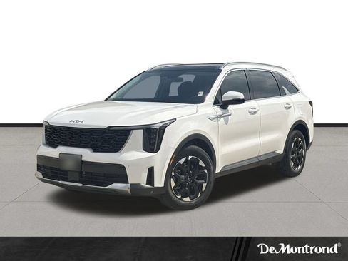 Used 2026 Kia Sorento S w/ S Panoramic Sunroof Package FWD image 1