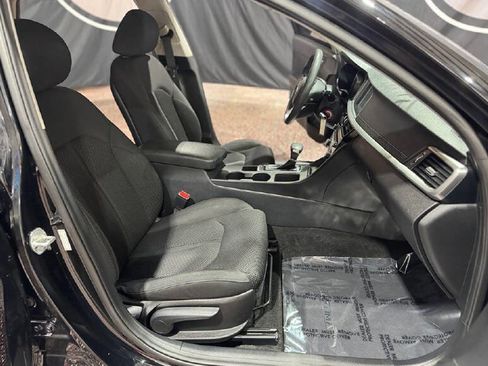 Used 2020 Kia Optima LX FWD image 16