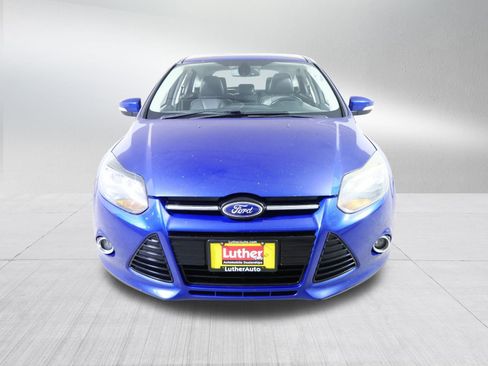 Used 2012 Ford Focus Titanium image 2