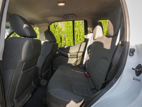 Used 2015 Nissan Xterra PRO-4X image 29