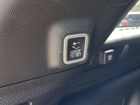 Used 2024 Jeep Grand Cherokee Limited 4xe AWD/4WD image 11