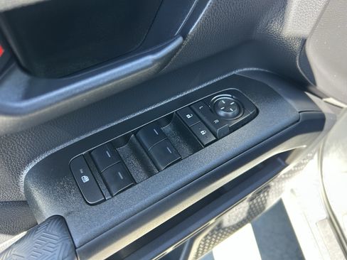 Certified 2026 Toyota 4Runner SR5 AWD/4WD image 27