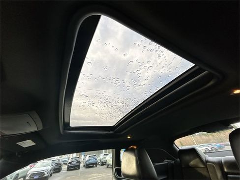 Used 2016 Dodge Challenger R/T Scat Pack image 19