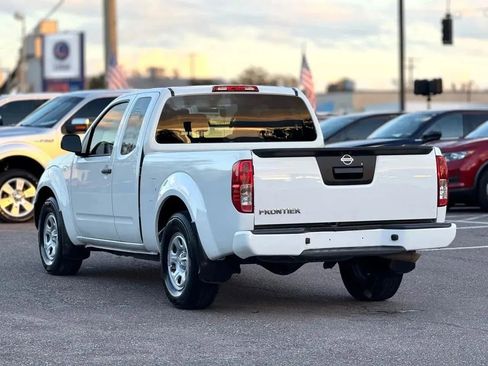 Used 2021 Nissan Frontier S RWD image 8