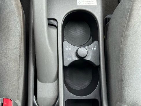 Used 2009 Nissan Sentra 2.0 S image 31