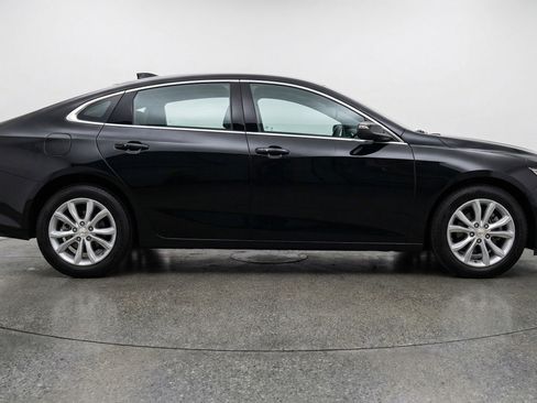 Used 2024 Chevrolet Malibu LT image 11