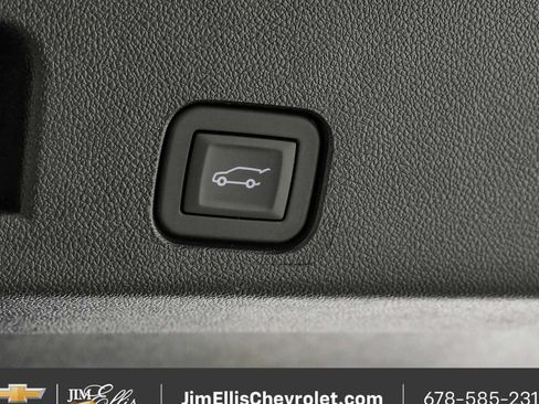 Certified 2025 Chevrolet Traverse LT w/ Enhanced Driving Package FWD image 34