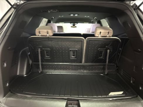 Used 2023 Chevrolet Traverse LS w/ Midnight/Sport Edition AWD/4WD image 25