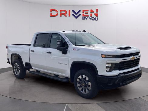 New 2026 Chevrolet Silverado 2500 Custom w/ Custom Value Package AWD/4WD image 9