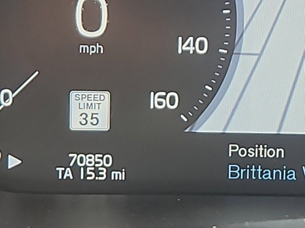 Used 2019 Volvo XC60 T5 Inscription AWD/4WD image 7