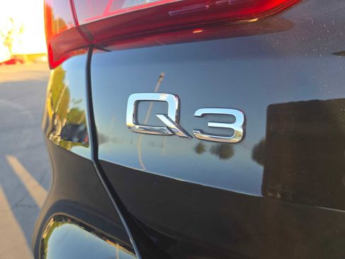 Used 2020 Audi Q3 2.0T Premium Plus w/ Premium Plus Package image 14