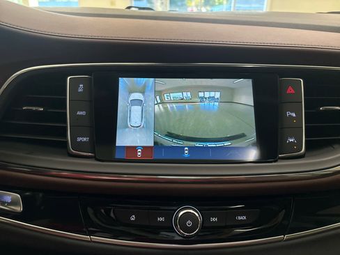 Used 2018 Buick Enclave Avenir w/ Avenir Technology Package image 42