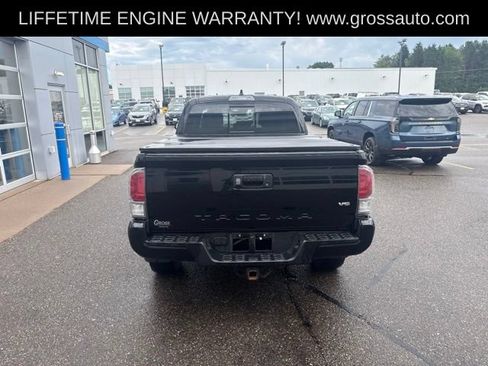 Used 2022 Toyota Tacoma TRD Sport AWD/4WD image 6