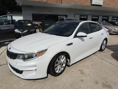 Used 2016 Kia Optima EX w/ Premium Package FWD image 1