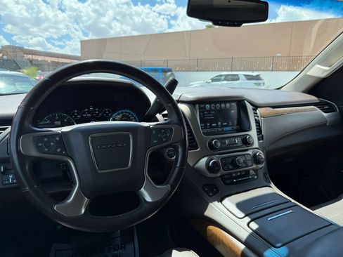 Used 2020 GMC Yukon Denali w/ Open Road Package AWD/4WD image 23