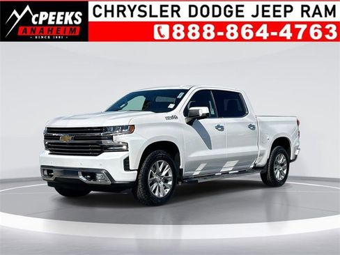 Used 2022 Chevrolet Silverado 1500 High Country w/ Technology Package image 1