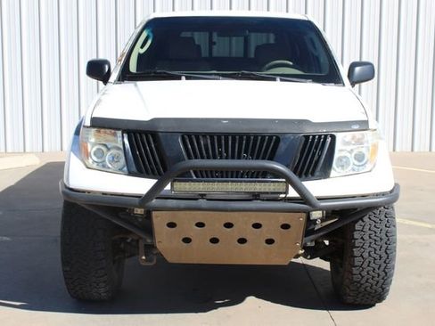 Used 2005 Nissan Frontier SE image 5