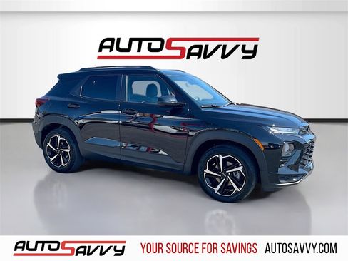 Used 2021 Chevrolet TrailBlazer RS w/ Sun and Liftgate Package image 1