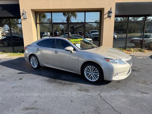 Used 2014 Lexus ES 350 FWD image 2