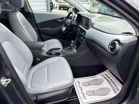 Used 2019 Hyundai Kona Ultimate FWD image 9