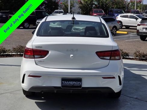 Used 2022 Kia Rio LX FWD image 3