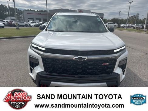 Used 2025 Chevrolet Traverse Z71 w/ Driver Confidence Package image 8