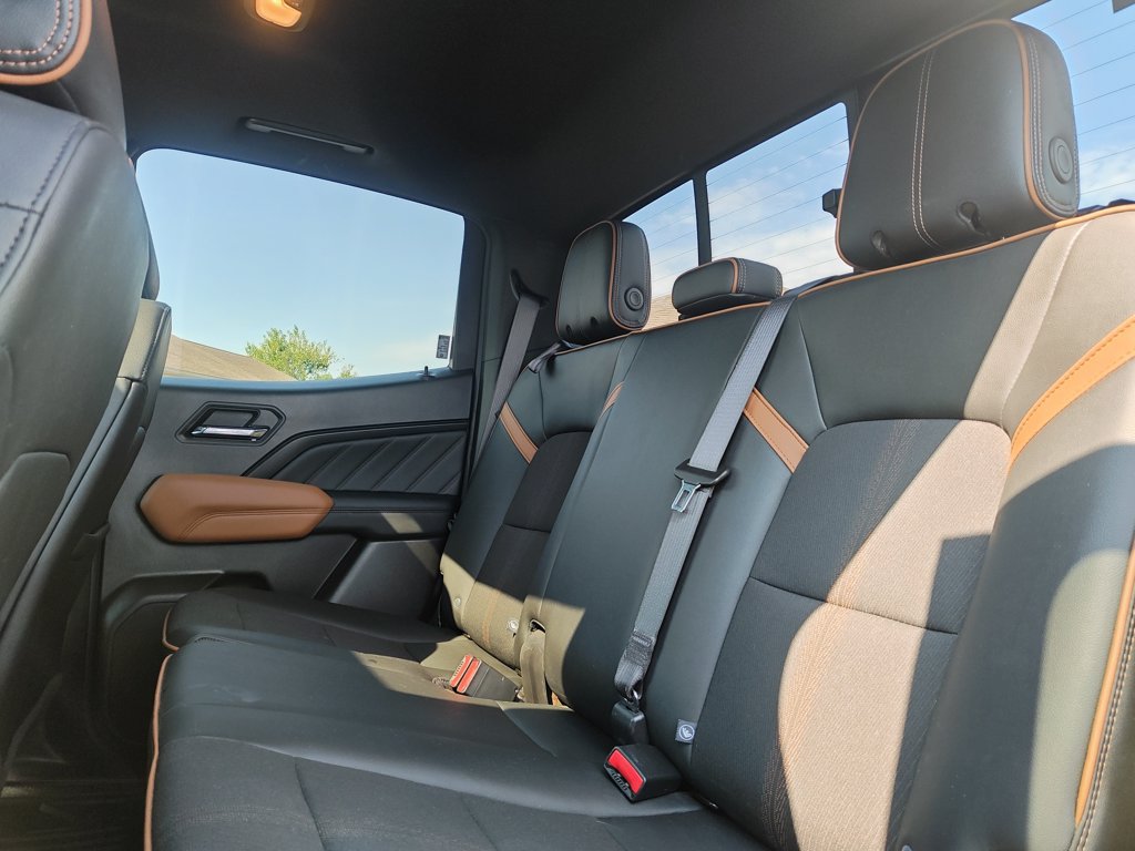 Used 2023 GMC Canyon AT4 w/ Technology Package AWD/4WD image 14
