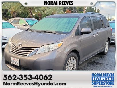 Used 2017 Toyota Sienna
