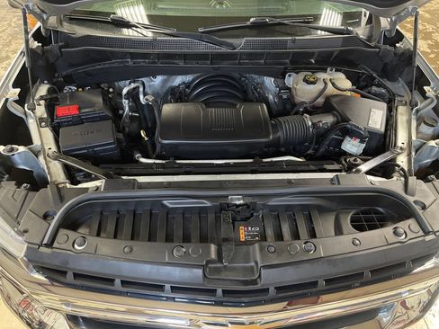 Used 2020 Chevrolet Silverado 1500 LT w/ All-Star Edition AWD/4WD image 10