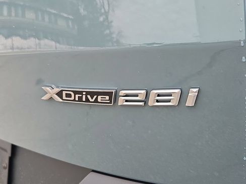 New 2026 BMW X2 xDrive28i w/ Technology Package AWD/4WD image 16