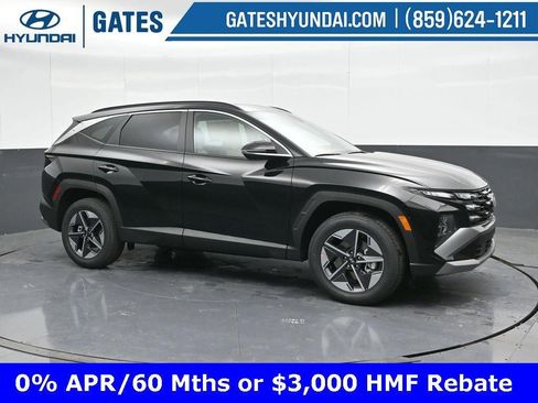 New 2025 Hyundai Tucson SEL image 1