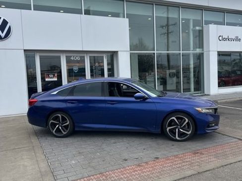Used 2019 Honda Accord Sport image 5