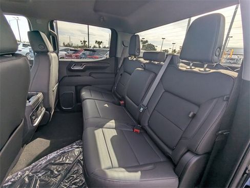 New 2026 GMC Sierra 1500 SLT w/ SLT Premium Package image 14