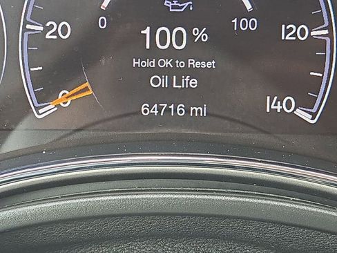 Used 2020 Jeep Grand Cherokee Laredo image 21