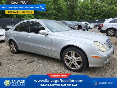 Used 2005 Mercedes-Benz E 500 Sedan image 5