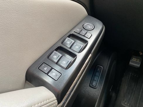 Used 2019 Chevrolet Tahoe LT AWD/4WD image 39
