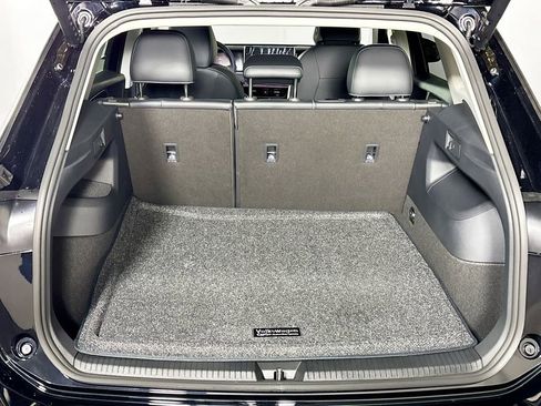 New 2026 Volkswagen Tiguan SE image 21