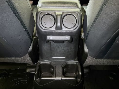 Used 2023 Jeep Wrangler Sport S image 22