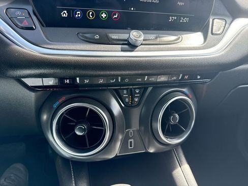 Certified 2025 Chevrolet Blazer LT image 18