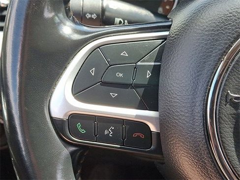 Certified 2020 Jeep Compass Latitude image 20