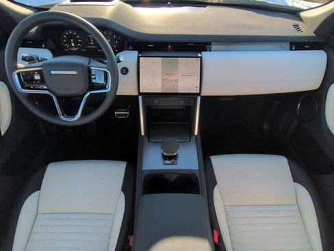 New 2026 Land Rover Discovery Sport Landmark image 13