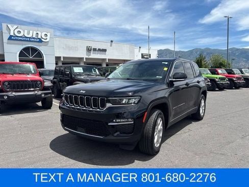 Used 2024 Jeep Grand Cherokee Limited AWD/4WD image 2