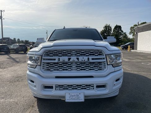 Used 2022 RAM 2500 Tradesman w/ Chrome Appearance Group image 13