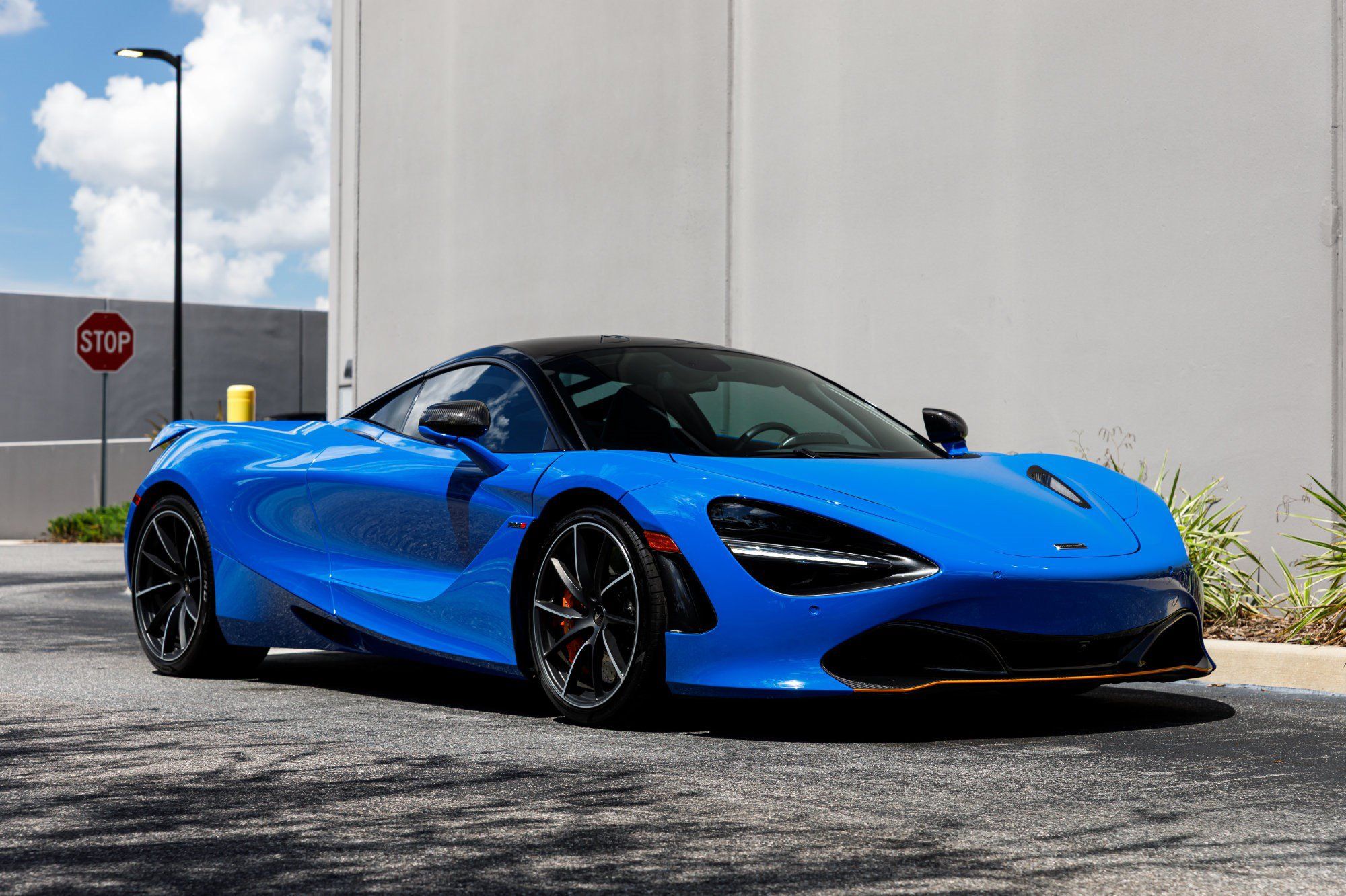 Used 2019 McLaren 720S Luxury RWD image 14
