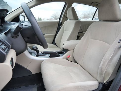 Used 2013 Honda Accord LX image 27