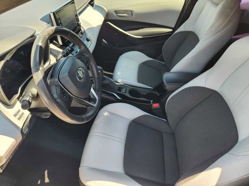 Used 2019 Toyota Corolla XSE FWD image 13