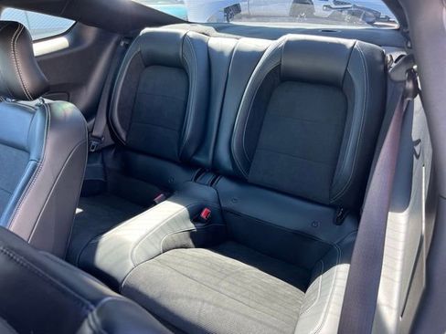 Used 2016 Ford Mustang Shelby GT350 w/ Technology Package image 17