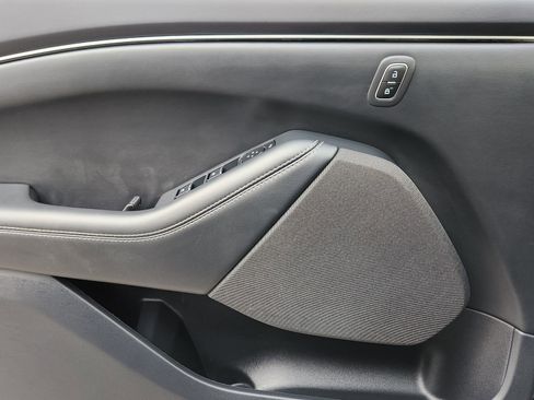 Used 2024 Ford Mustang Mach-E Select image 27