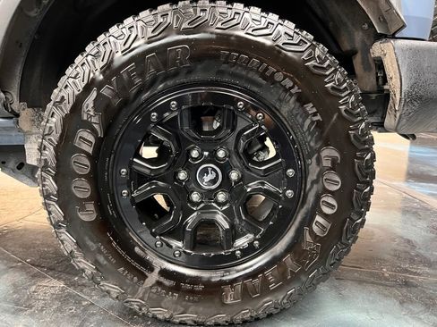 Used 2024 Ford Bronco Wildtrak AWD/4WD image 24
