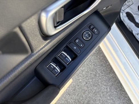 Used 2023 Honda Civic Sport image 15